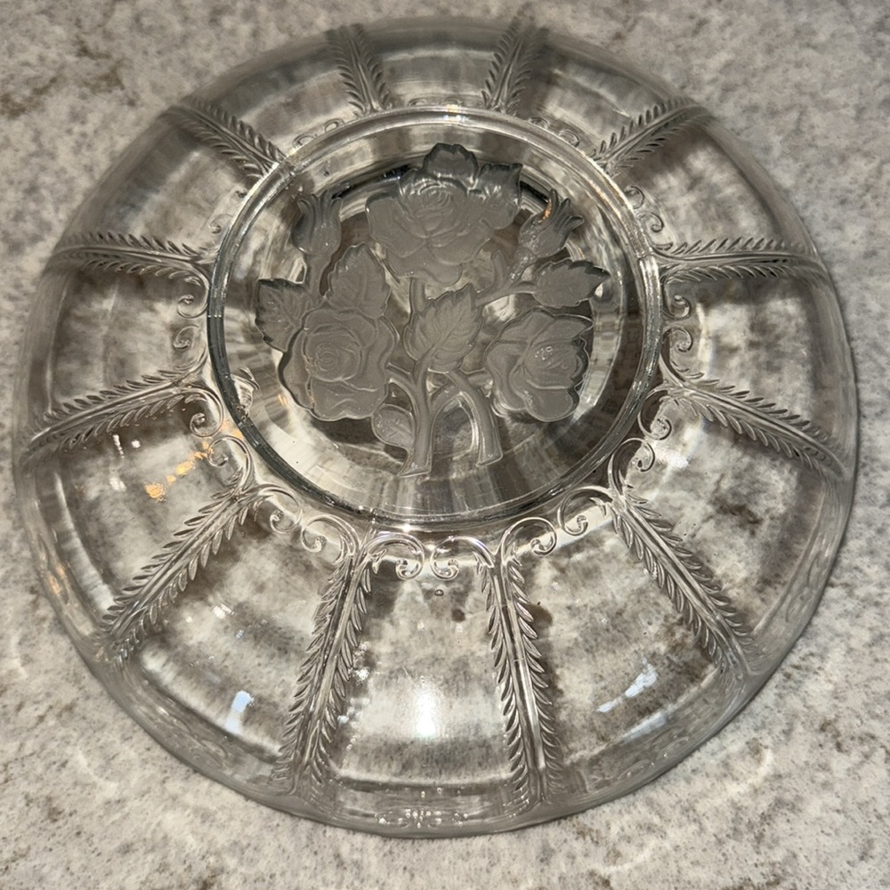 Vintage Etched Glass Bowl floral rose bottom scalloped edge 9 inch
